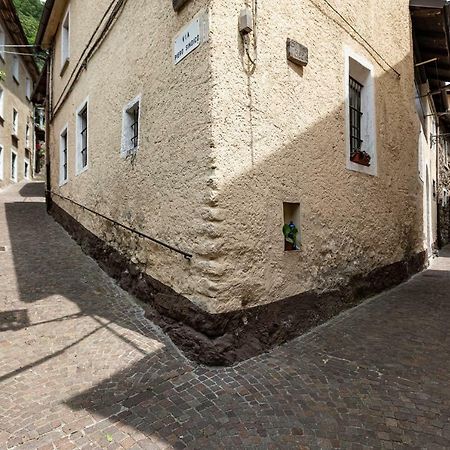 Ostello Di Germagno Omegna Exteriör bild