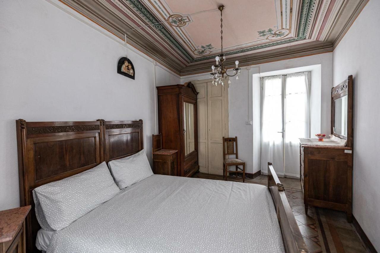 Ostello Di Germagno Omegna Exteriör bild