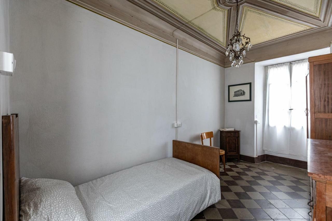Ostello Di Germagno Omegna Exteriör bild