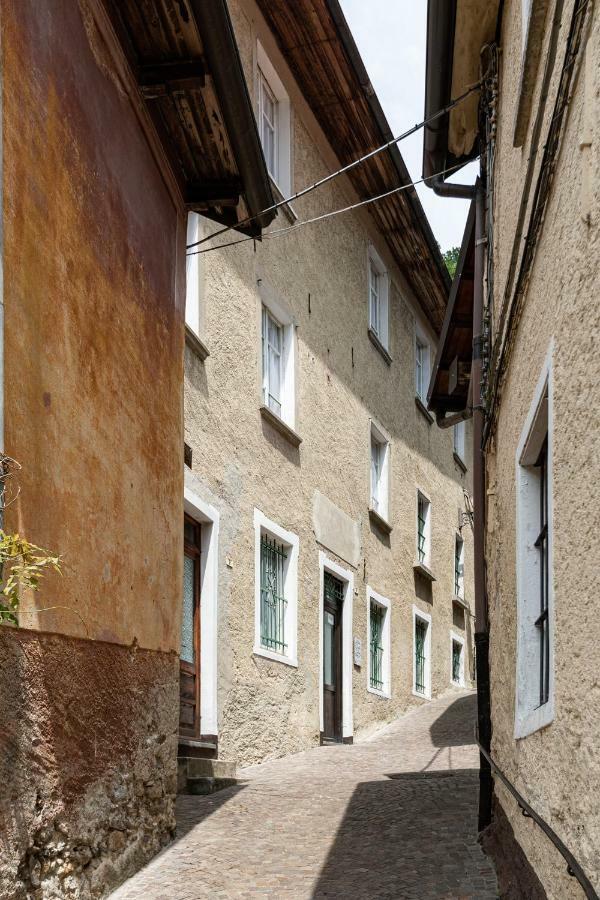 Ostello Di Germagno Omegna Exteriör bild